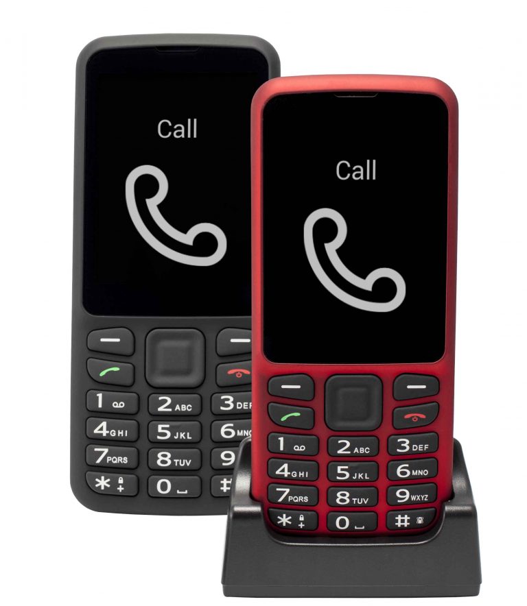 Prilagojena mobilna telefona BlindShell z velikimi tipkami in glasovnim upravljanjem.